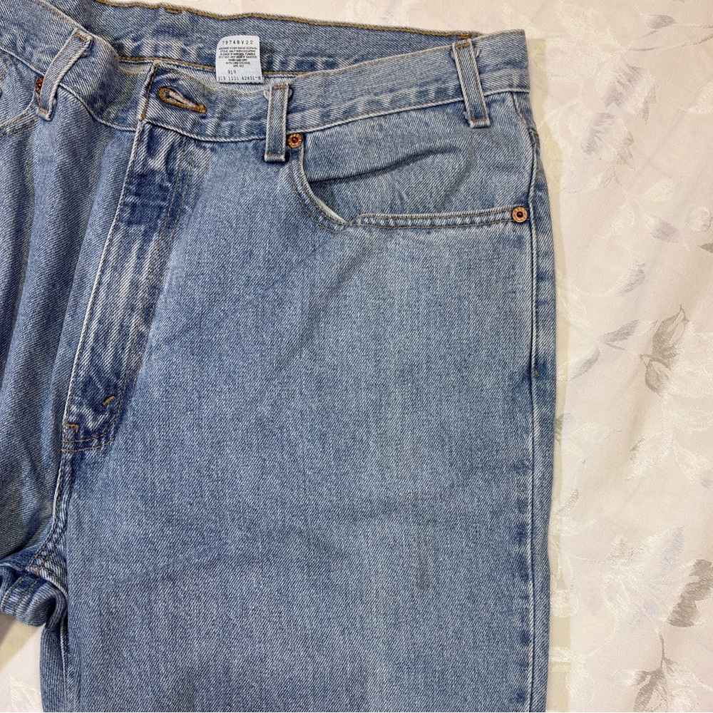 Vintage Levi’s 550 Jeans - Picture 8 of 10